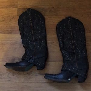 Lane Cowboy Boots